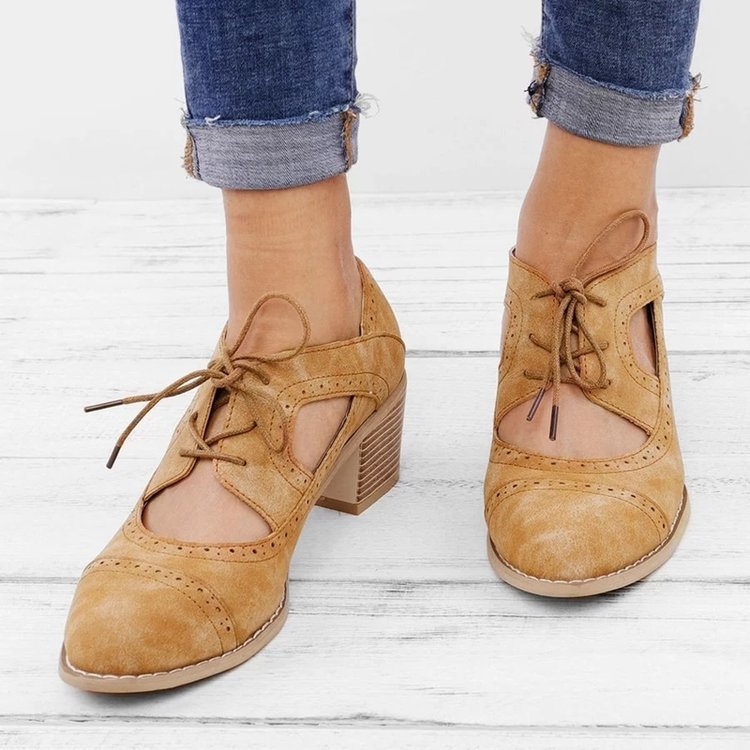 Retro lace-up casual shoes