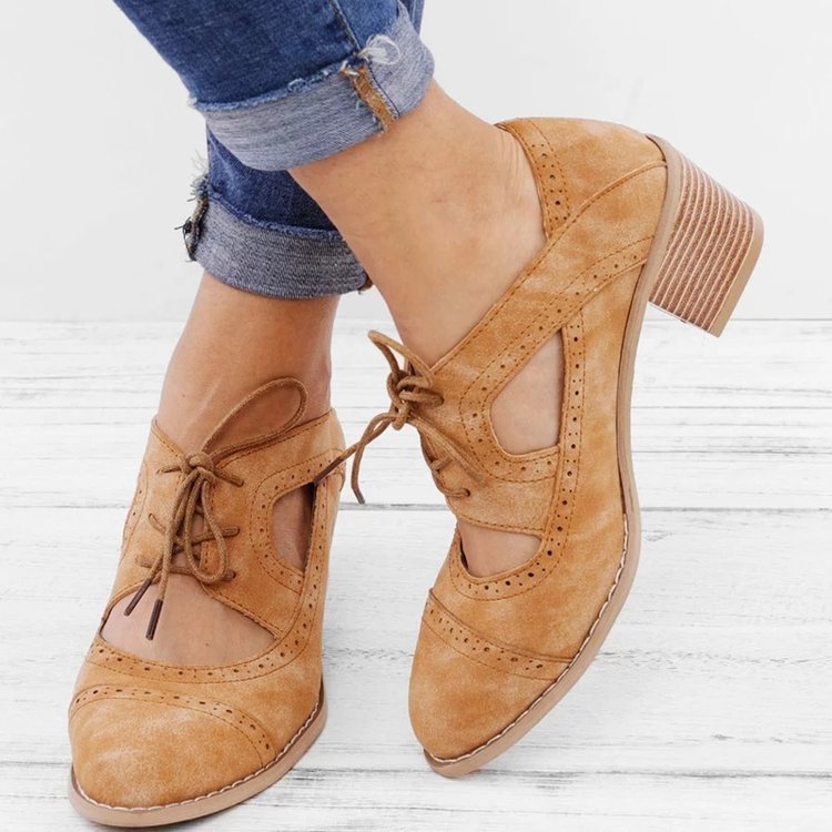 Retro lace-up casual shoes