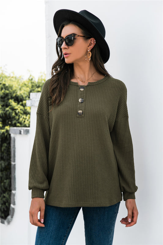 Women's Temperament Fashion Button Knit Tops